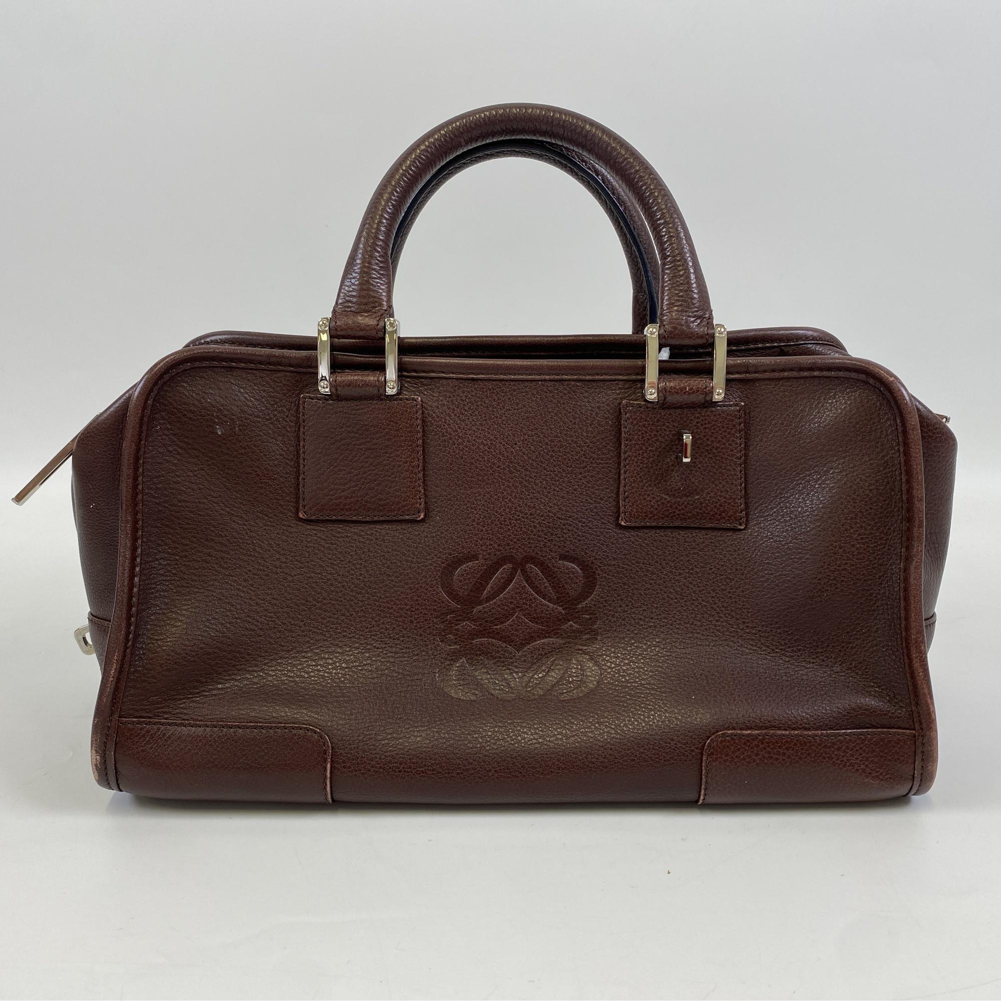 Loewe Amazona 28 Bordeaux Leather