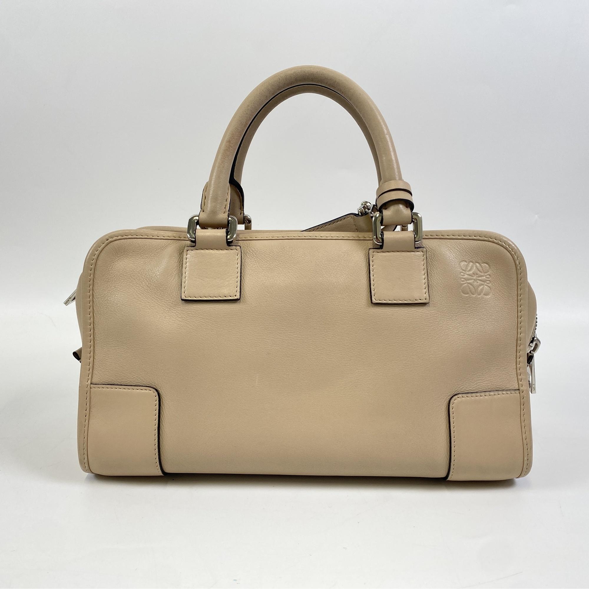 Loewe Amazona 28 Beige Leather hover