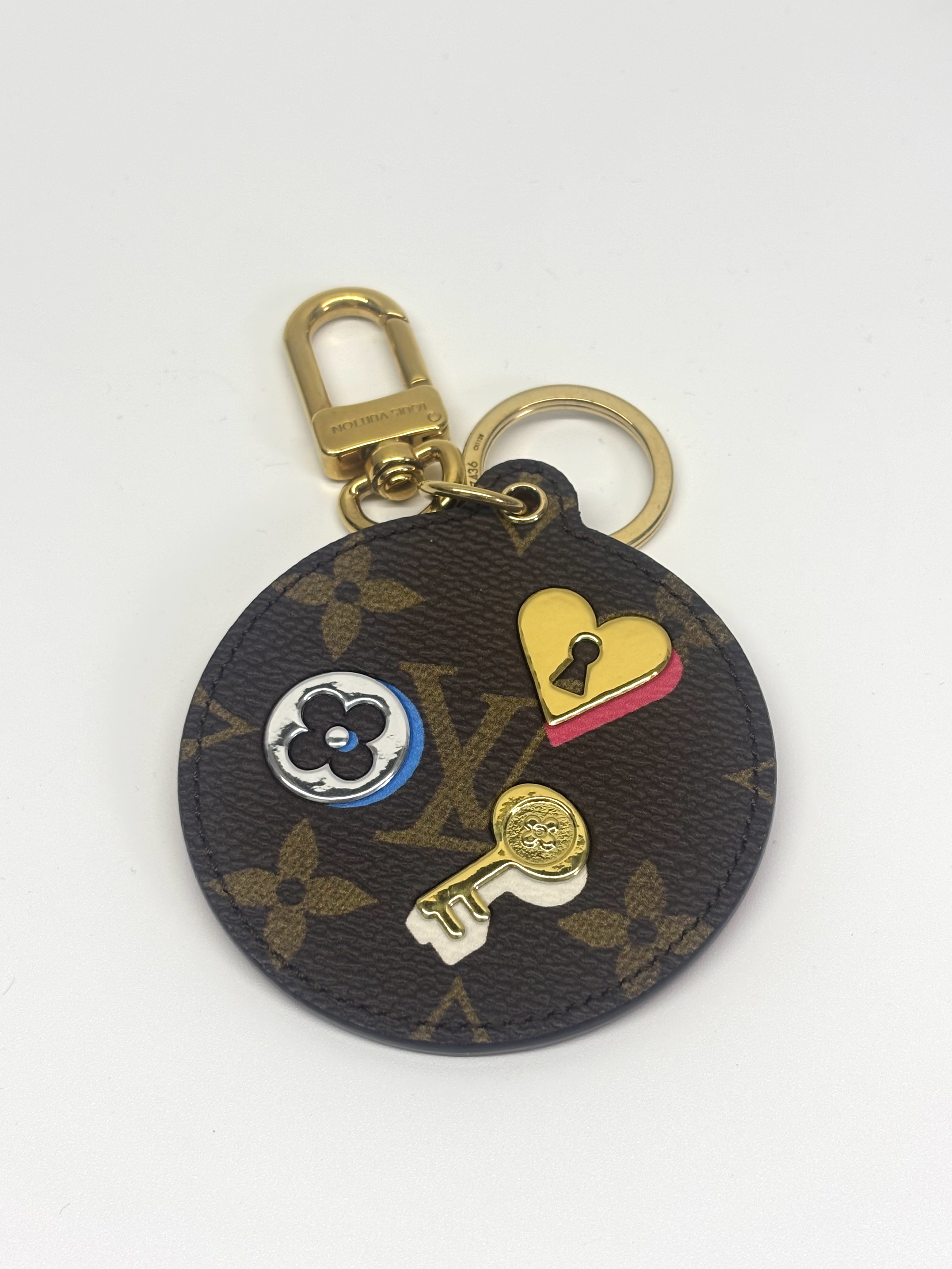 LV PORTE CLEE LOVE LOCK