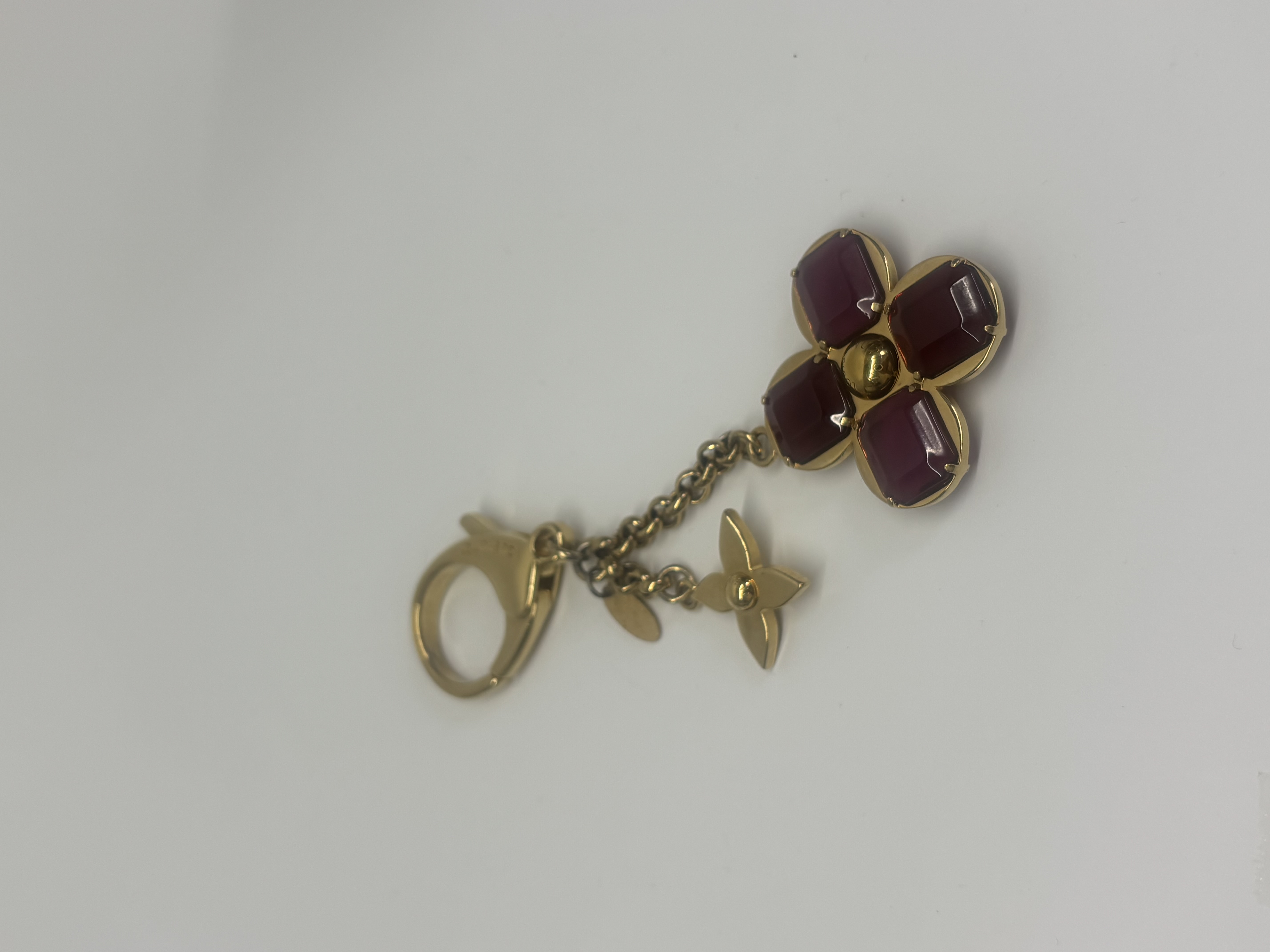 Louis Vuitton Bijoux Sac Fleur Charm hover