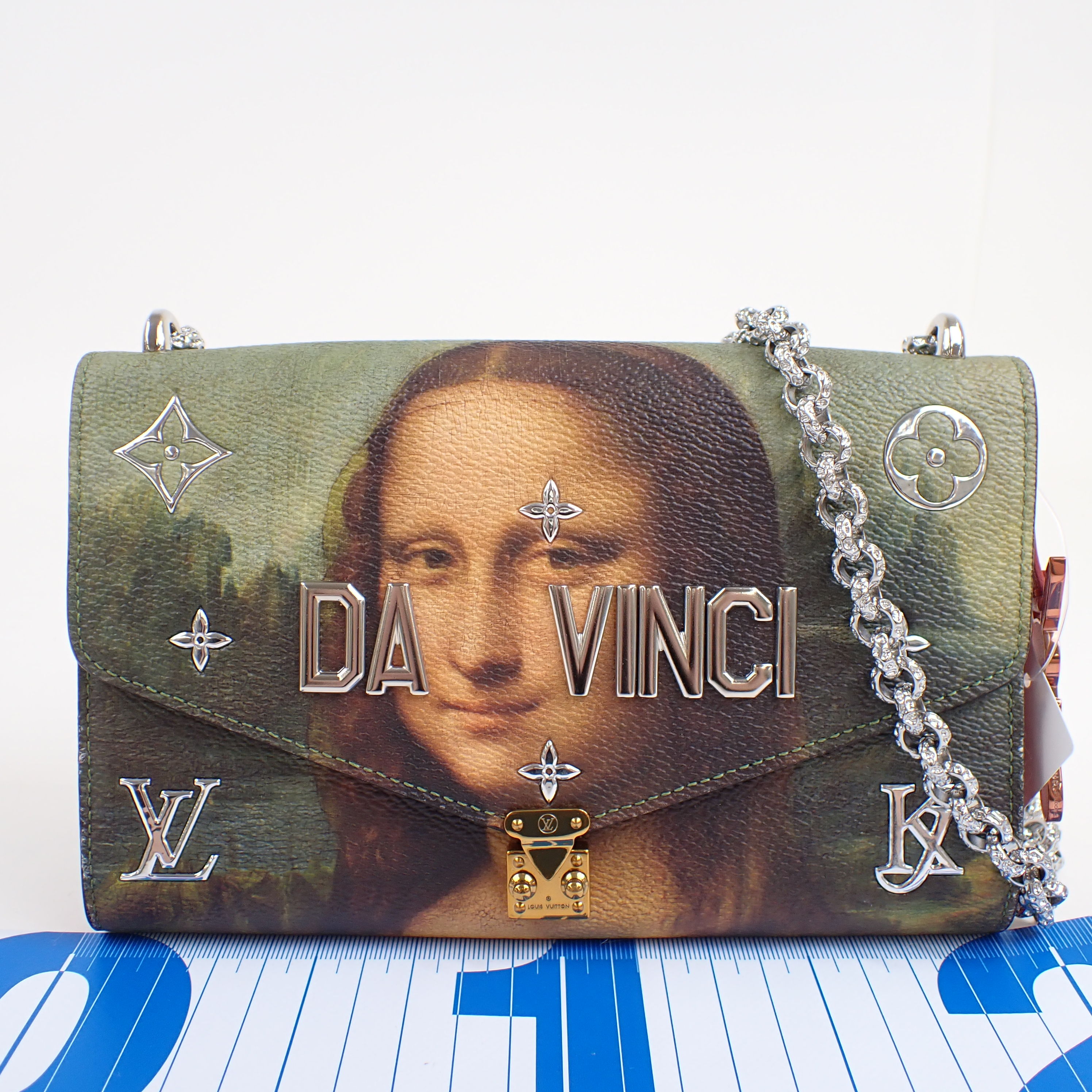 Chain pochette