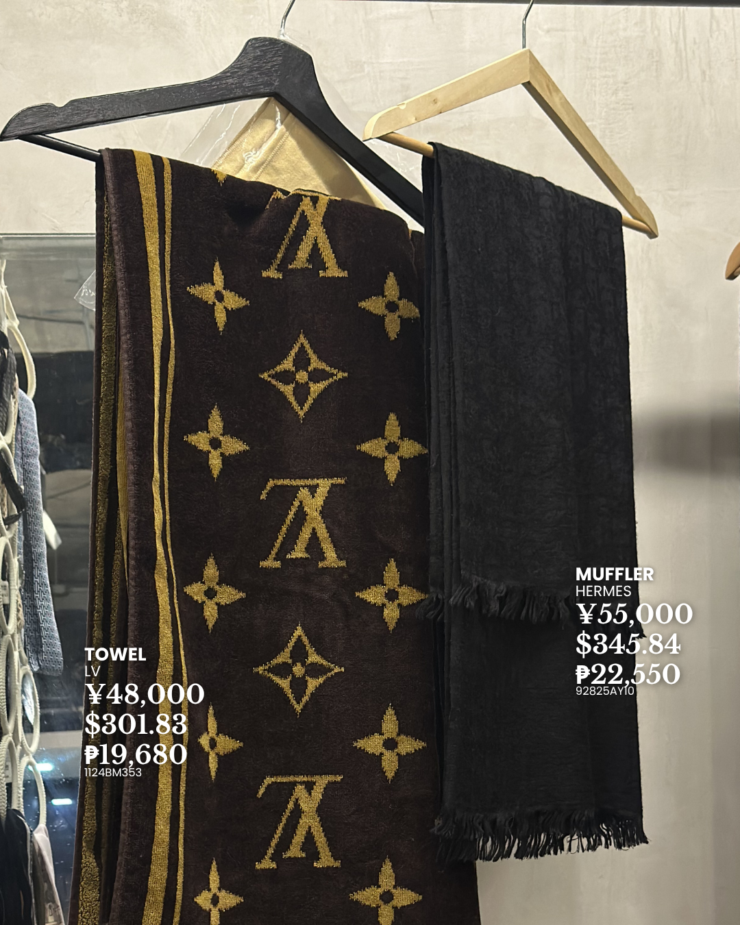 SCARVES COLLECTION